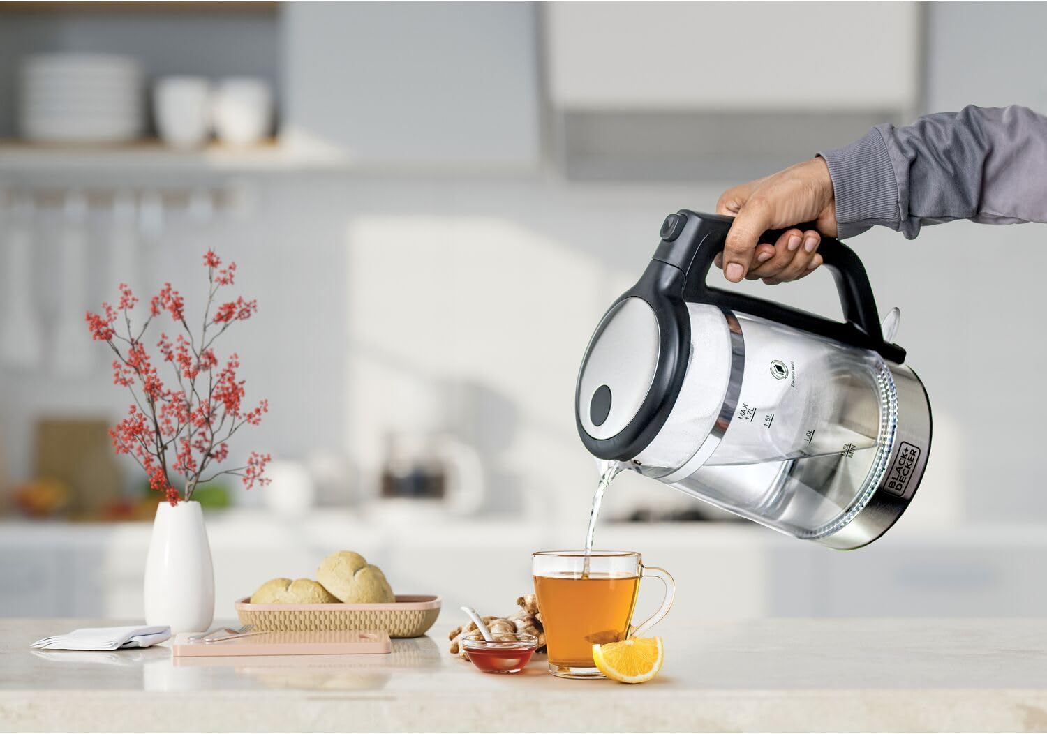 BLACK+DECKER 2200W Glass Kettle Double Wall GK220-B5