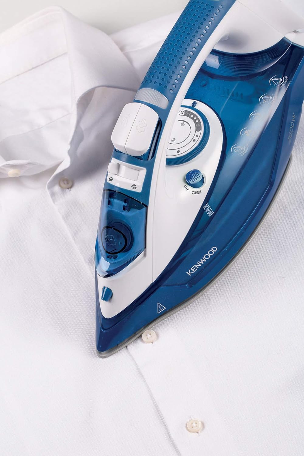 KENWOOD 2600W Steam Iron STP75.000WB